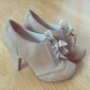 Lace-up Oxford High Heel Shoes